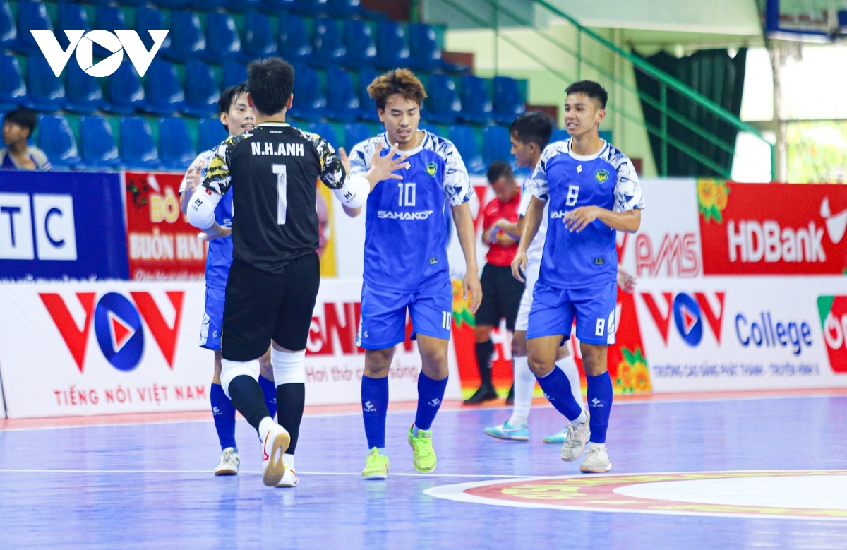 Kết quả Giải Futsal HDBank Cúp Quốc gia 2023: Sahako thắng đậm ''không tưởng''