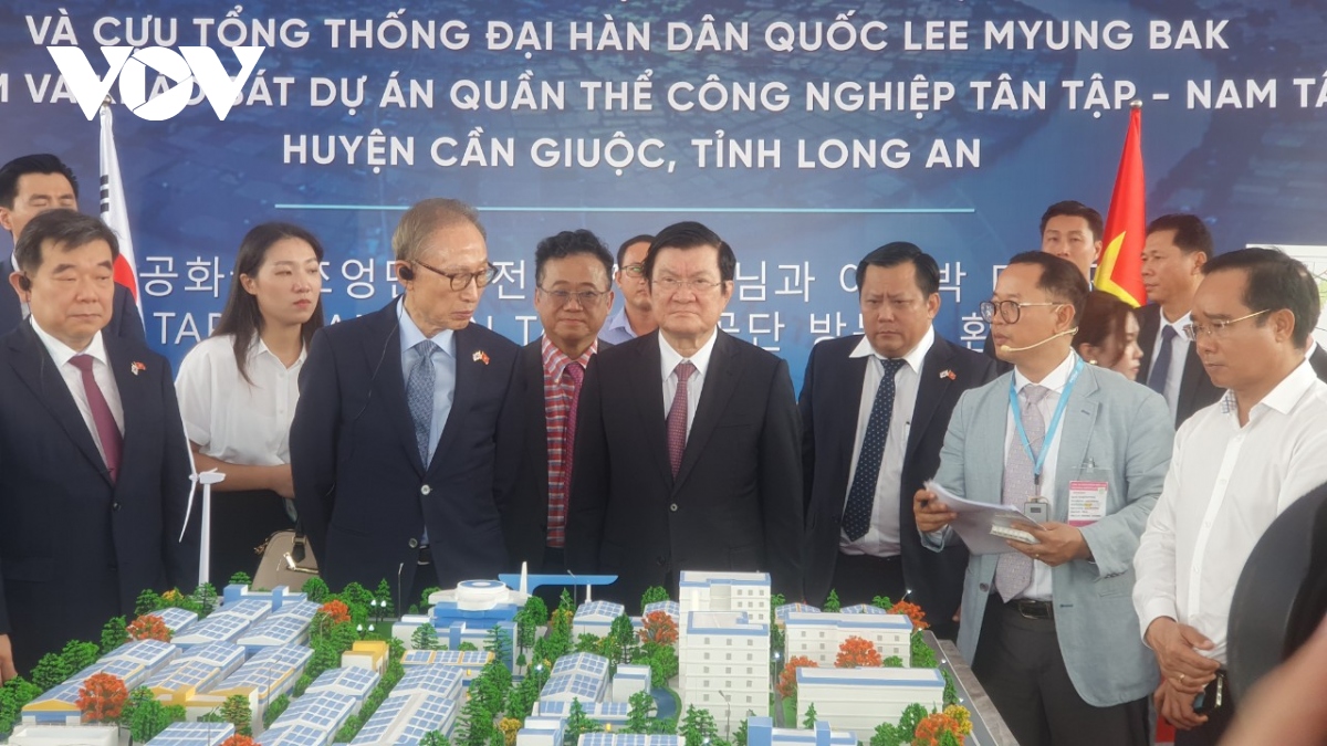 Cựu Tổng thống Hàn Quốc Lee Myung Bak cam kết thúc đẩy dự án xanh ở Long An