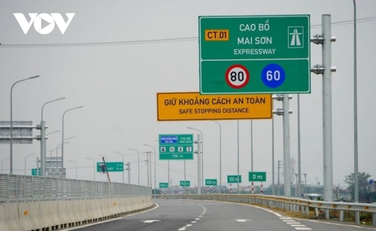 Phê duyệt gần 2.000 tỷ đồng mở rộng 15,2km cao tốc Cao Bồ-Mai Sơn lên 6 làn xe