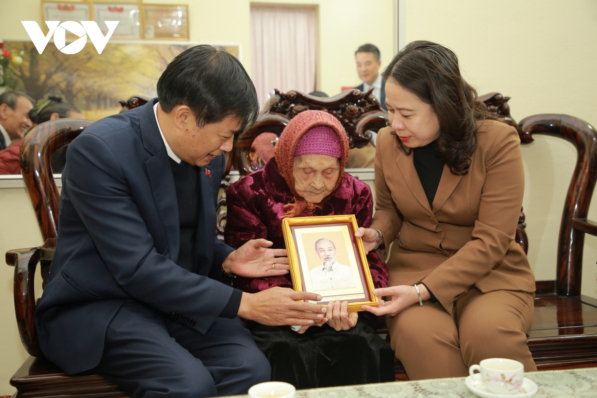 Phó Chủ tịch nước Võ Thị Ánh Xuân thăm và làm việc tại tỉnh Sơn La