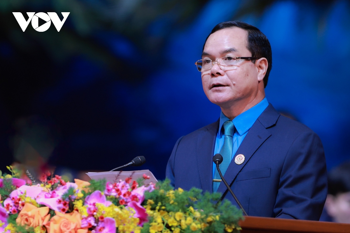Ông Nguyễn Đình Khang giữ chức Chủ tịch Tổng Liên đoàn LĐ Việt Nam khóa XIII