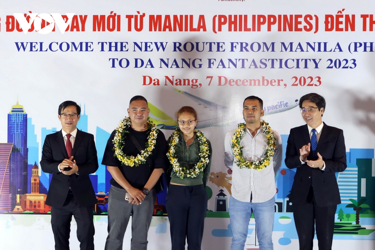 Chuyến bay đầu tiên từ thủ đô Philipines đã đáp xuống sân bay Đà Nẵng