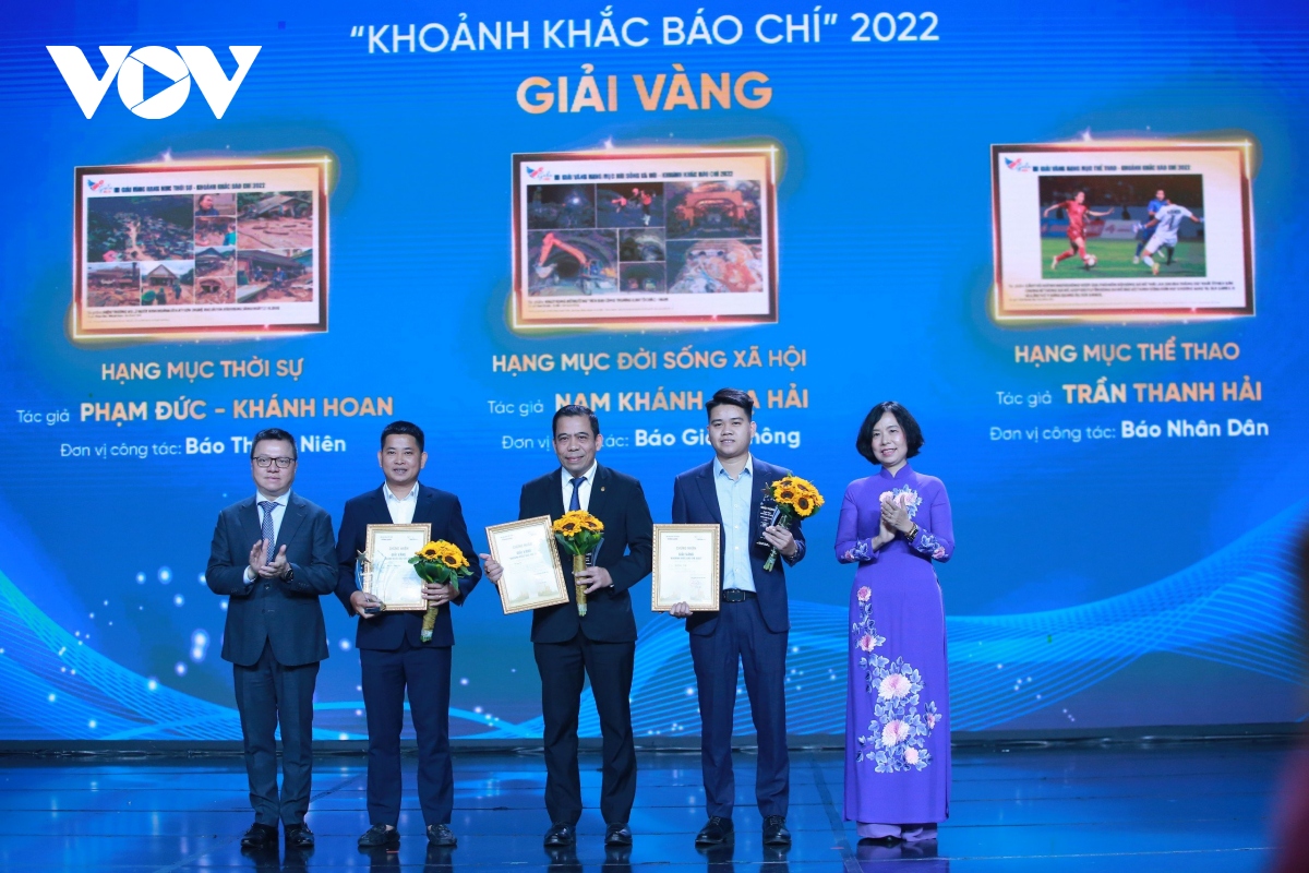 “Khoảnh khắc báo chí 2022”: Sự cộng hưởng đặc sắc giữa nghệ thuật và báo chí