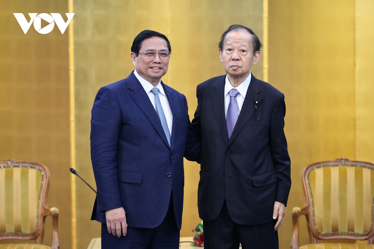 Thủ tướng Phạm Minh Chính tiếp Chủ tịch Liên minh nghị sỹ hữu nghị Nhật-Việt