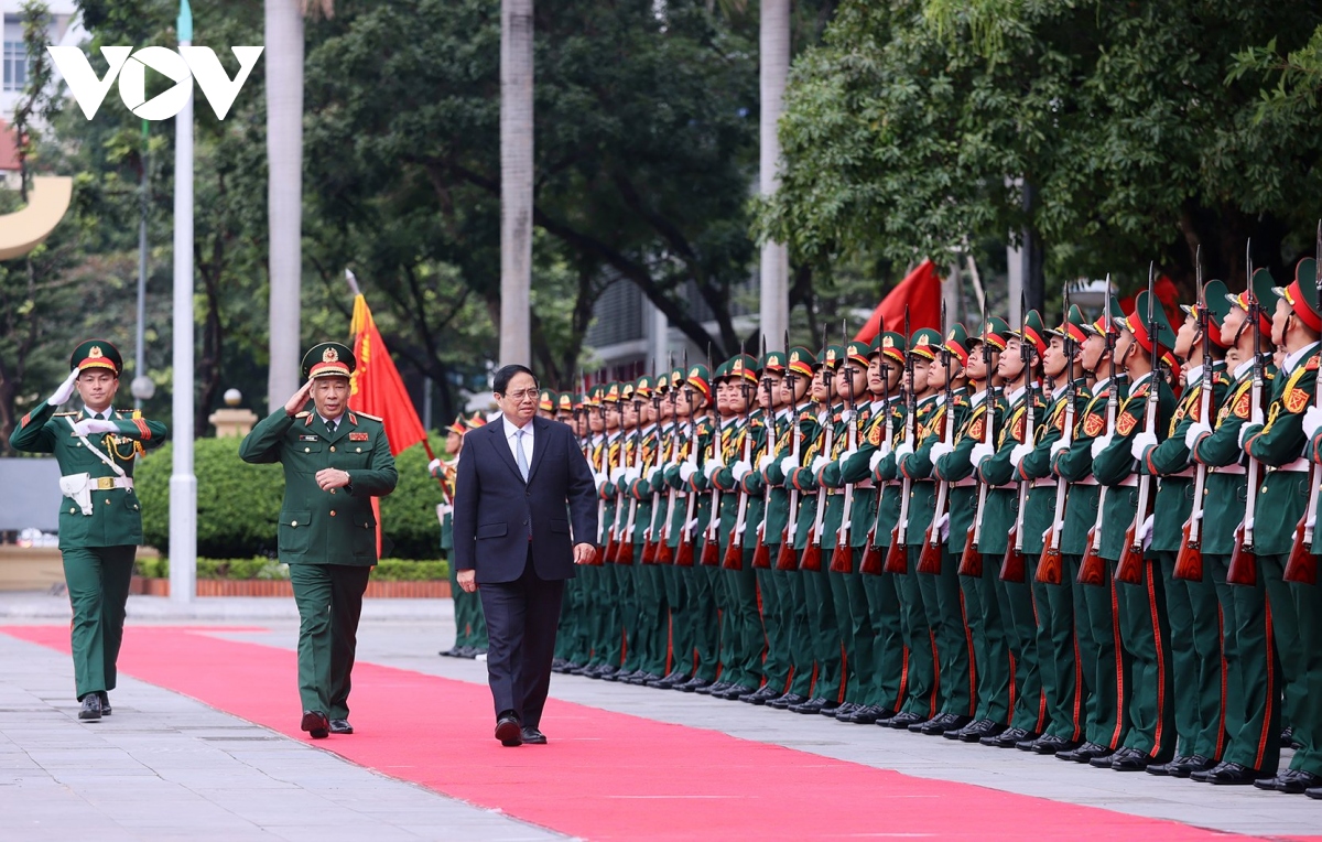 Thủ tướng Phạm Minh Chính thăm và làm việc với Học viện Quốc phòng