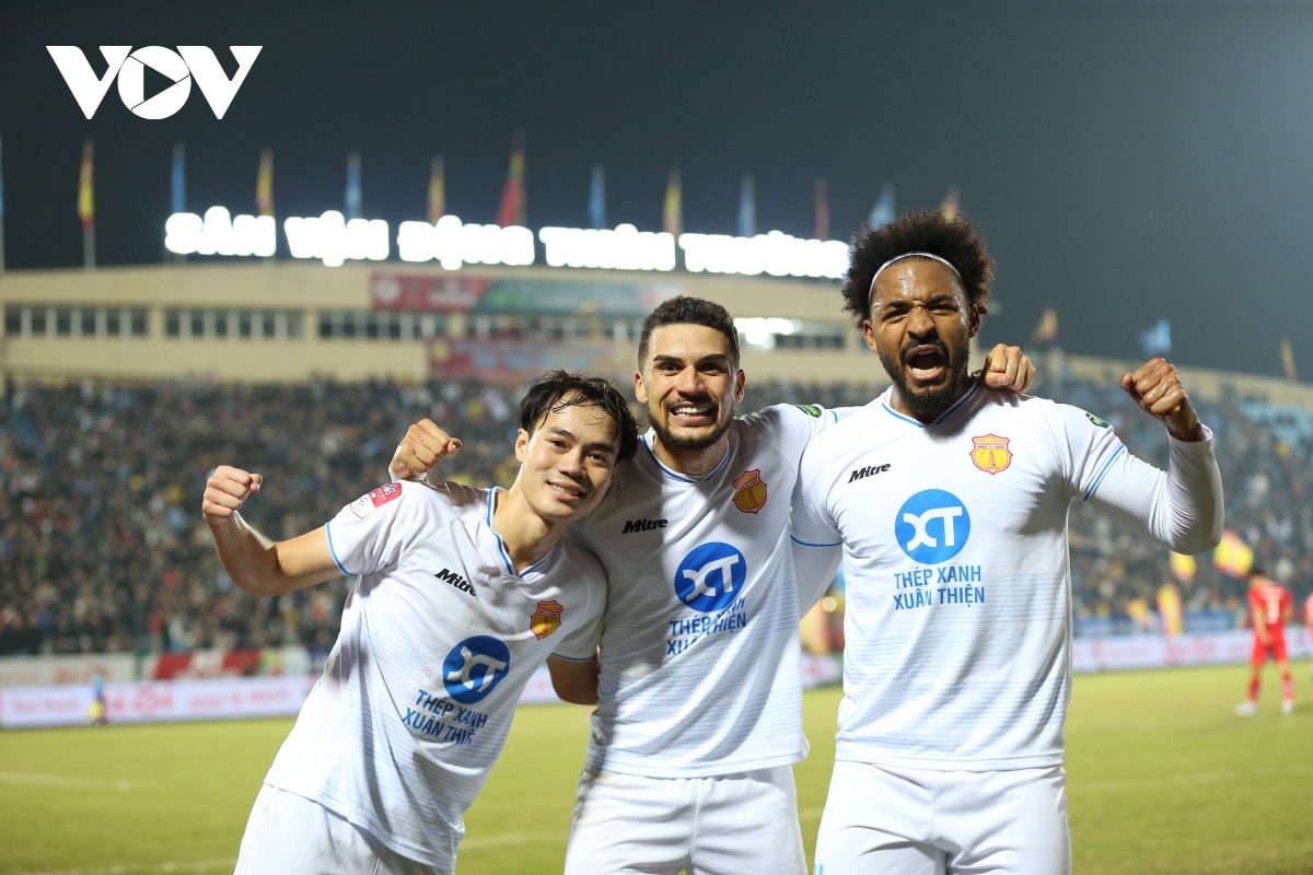 Kết quả vòng 8 V-League 2023/2024: Nam Định thắng 3 sao trước Thể Công Viettel