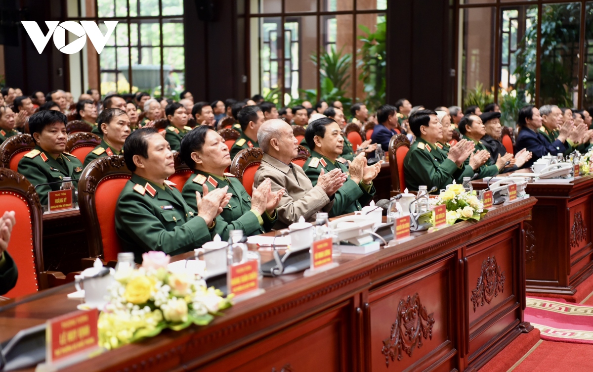Toàn cảnh Bộ Quốc phòng gặp mặt cán bộ cao cấp quân đội nghỉ hưu