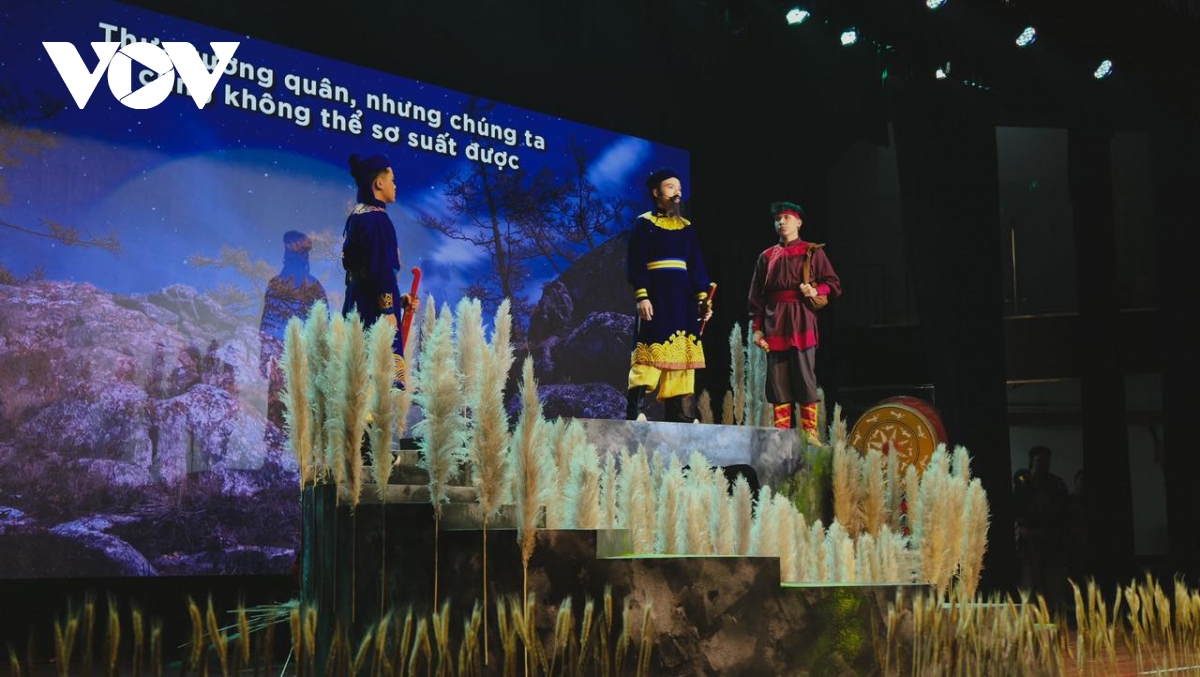 Học sinh phổ thông đưa lịch sử Việt ra quốc tế qua dự án kịch