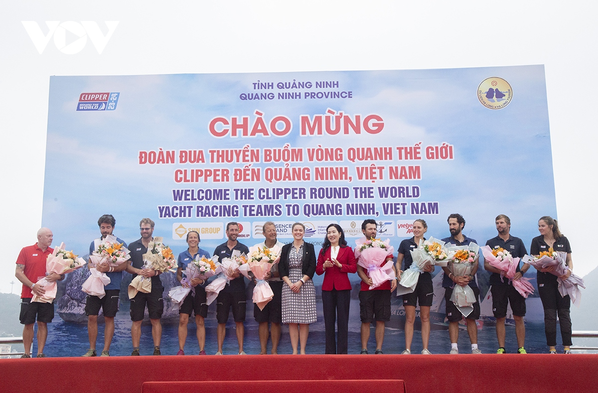Quảng Ninh chào mừng đoàn đua thuyền buồm vòng quanh thế giới Clipper