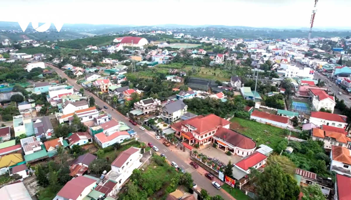 Lâm Đồng phát huy đại đoàn kết xây dựng buôn làng phát triển