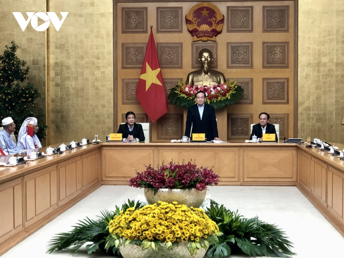 Phó Thủ tướng Trần Lưu Quang tiếp đoàn chức sắc chức việc đồng bào Chăm
