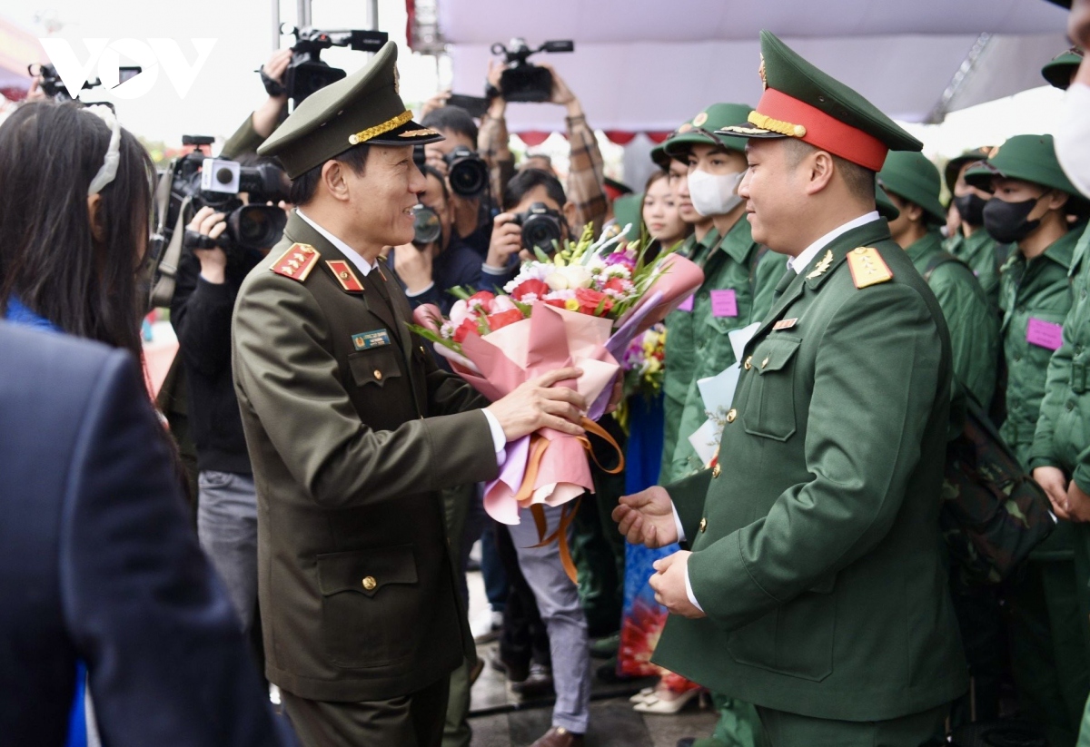 Thượng tướng Lương Tam Quang dự lễ giao, nhận quân 2024 tại tỉnh Thái Bình