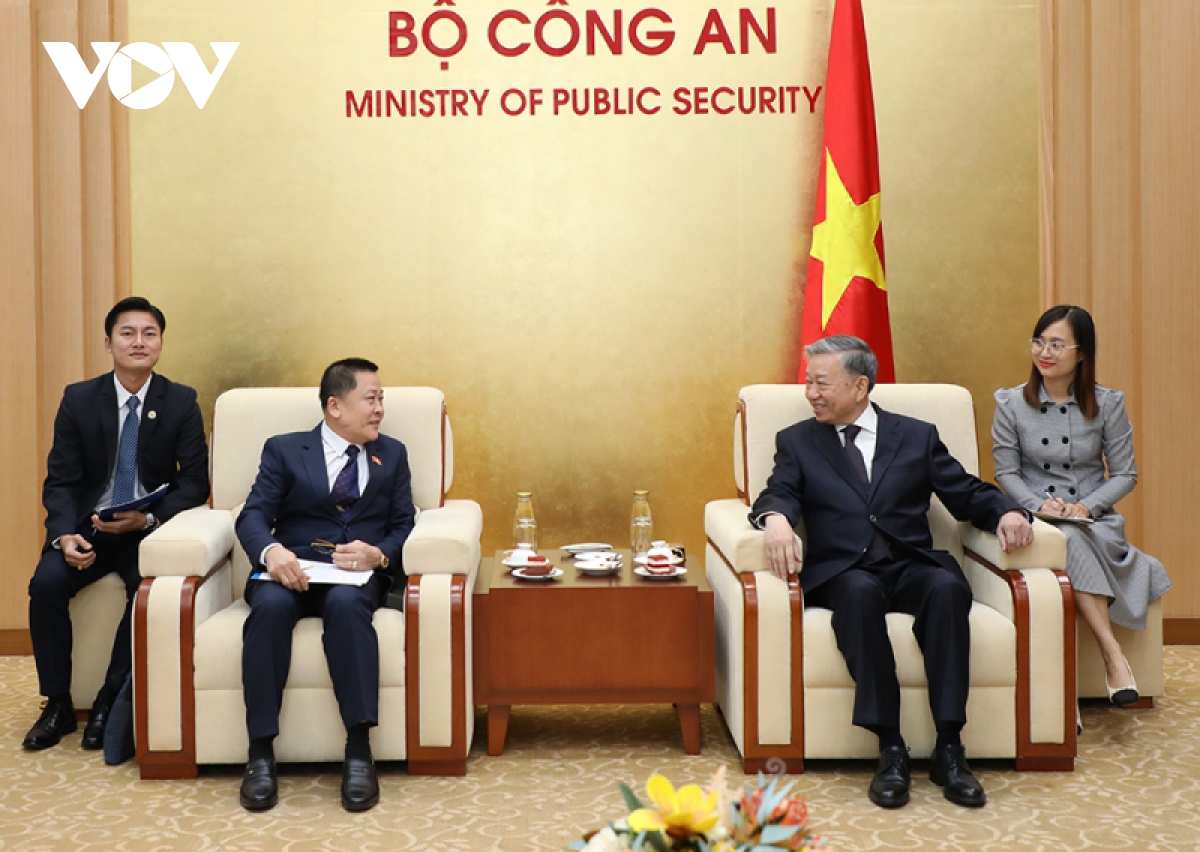 Bộ trưởng Tô Lâm tiếp Trưởng Cơ quan đại diện Bộ Công an Lào tại Việt Nam