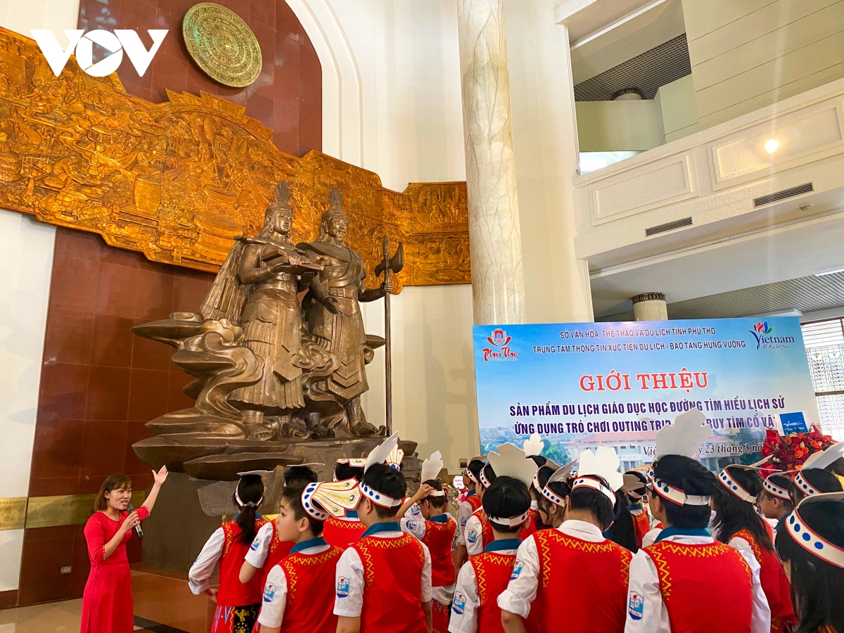 Bảo tàng Hùng Vương ra mắt ứng dụng du lịch học đường "Truy tìm cổ vật"