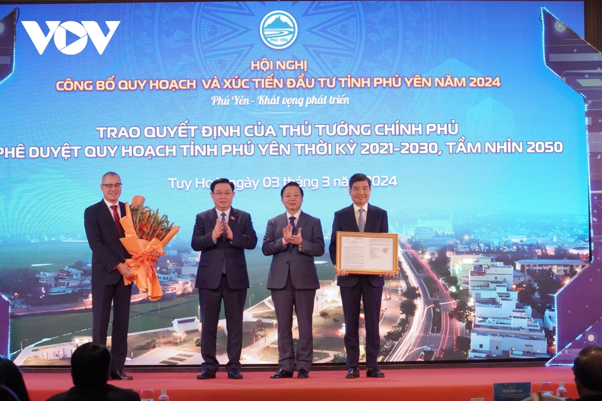 Chủ tịch Quốc hội dự Hội nghị công bố Quy hoạch và Xúc tiến đầu tư tỉnh Phú Yên