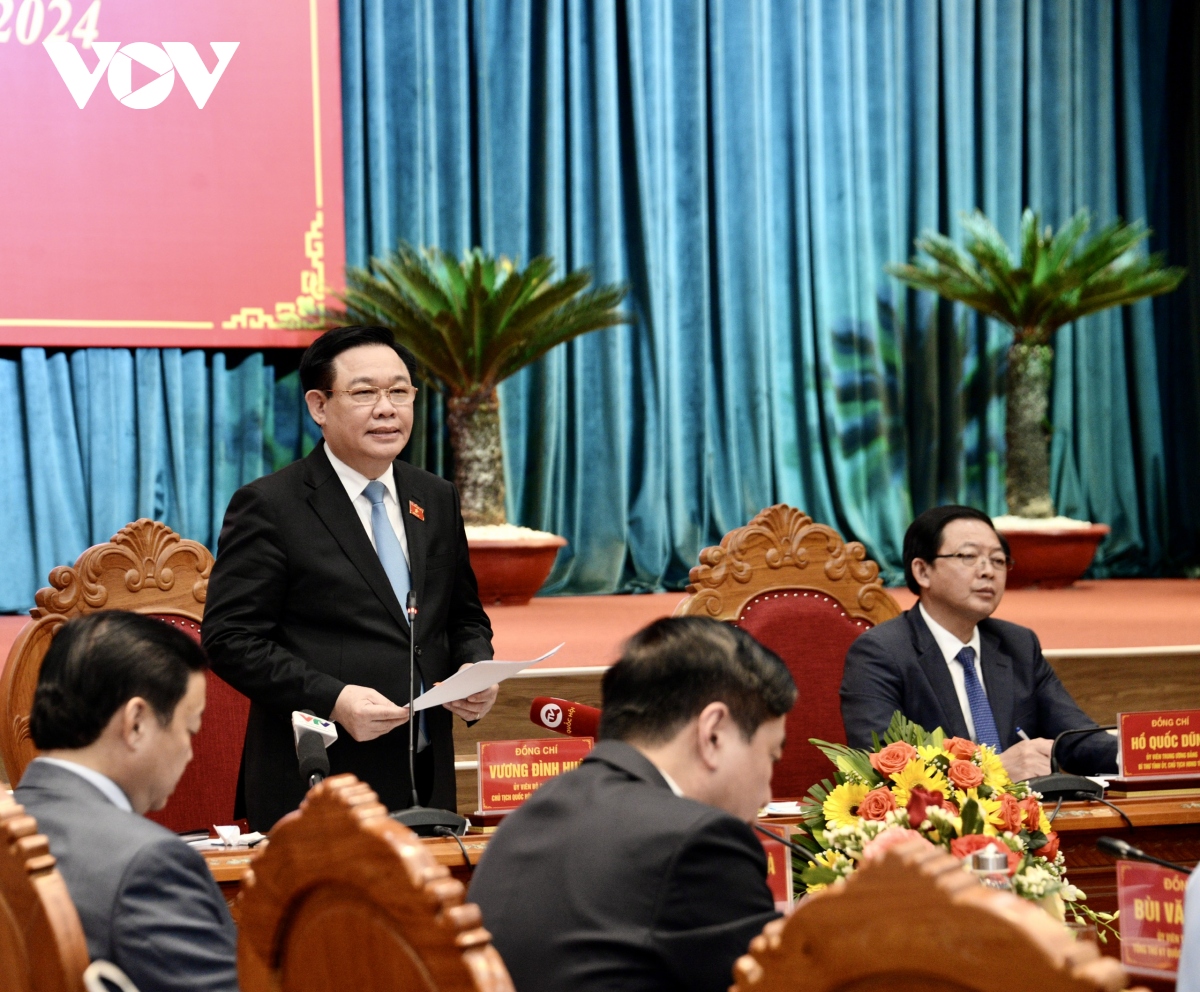 Chủ tịch Quốc hội: Bình Định cần điều chỉnh để thu hút đầu tư nhiều hơn