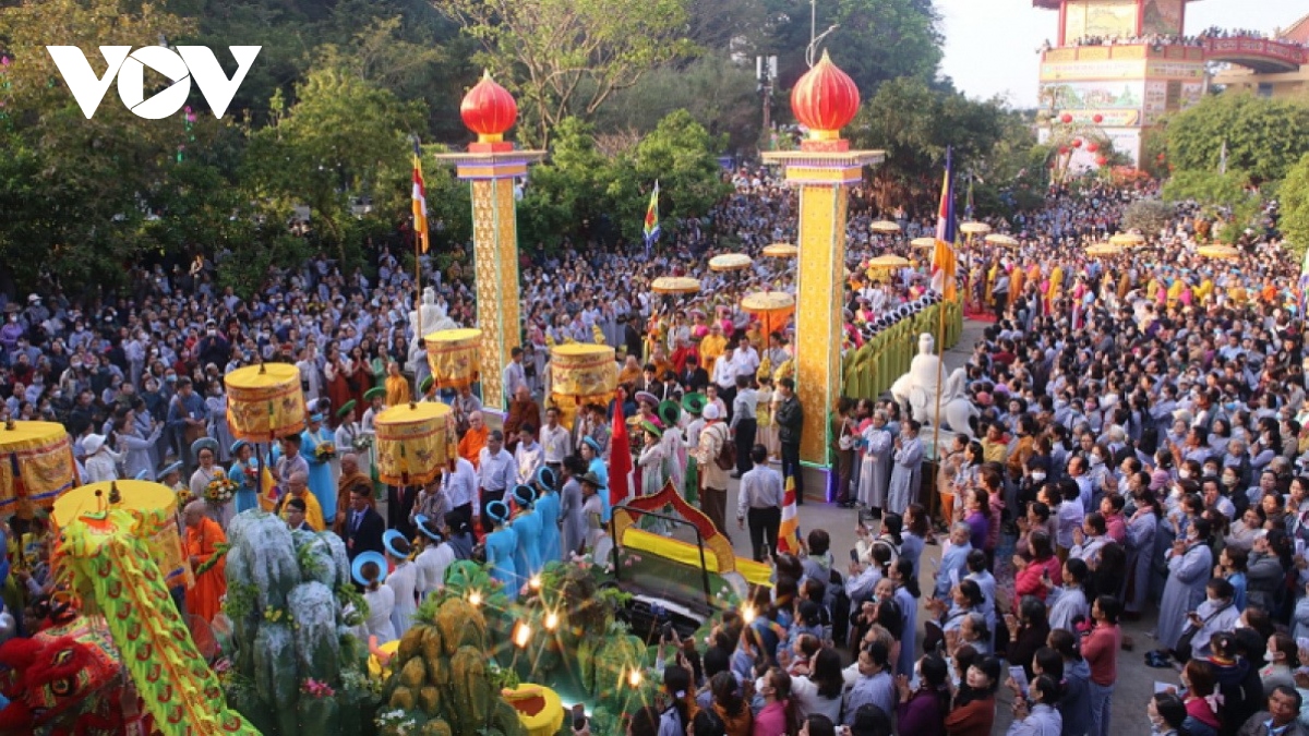 30 hoạt động tôn giáo, văn hóa-thể thao tại Lễ hội Quán Thế Âm - Ngũ Hành Sơn