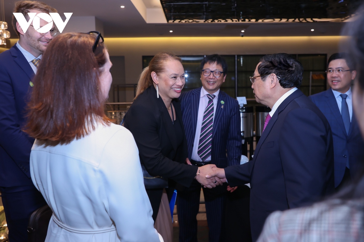 Thủ tướng tọa đàm với các doanh nghiệp hàng đầu của New Zealand