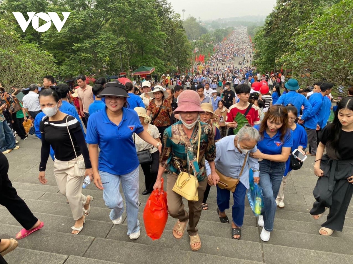 Phú Thọ tăng cường đảm bảo an ninh trật tự phục vụ du khách về lễ hội Đền Hùng