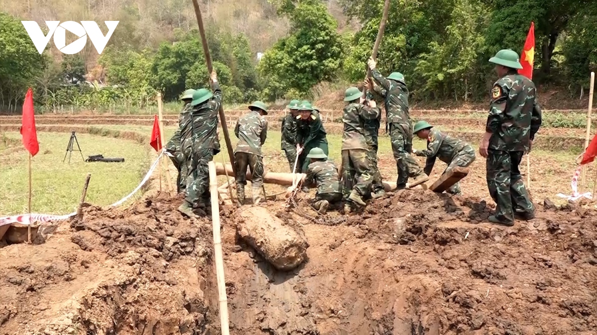 Hủy nổ thành công quả bom nặng hơn 340kg ở Sơn La
