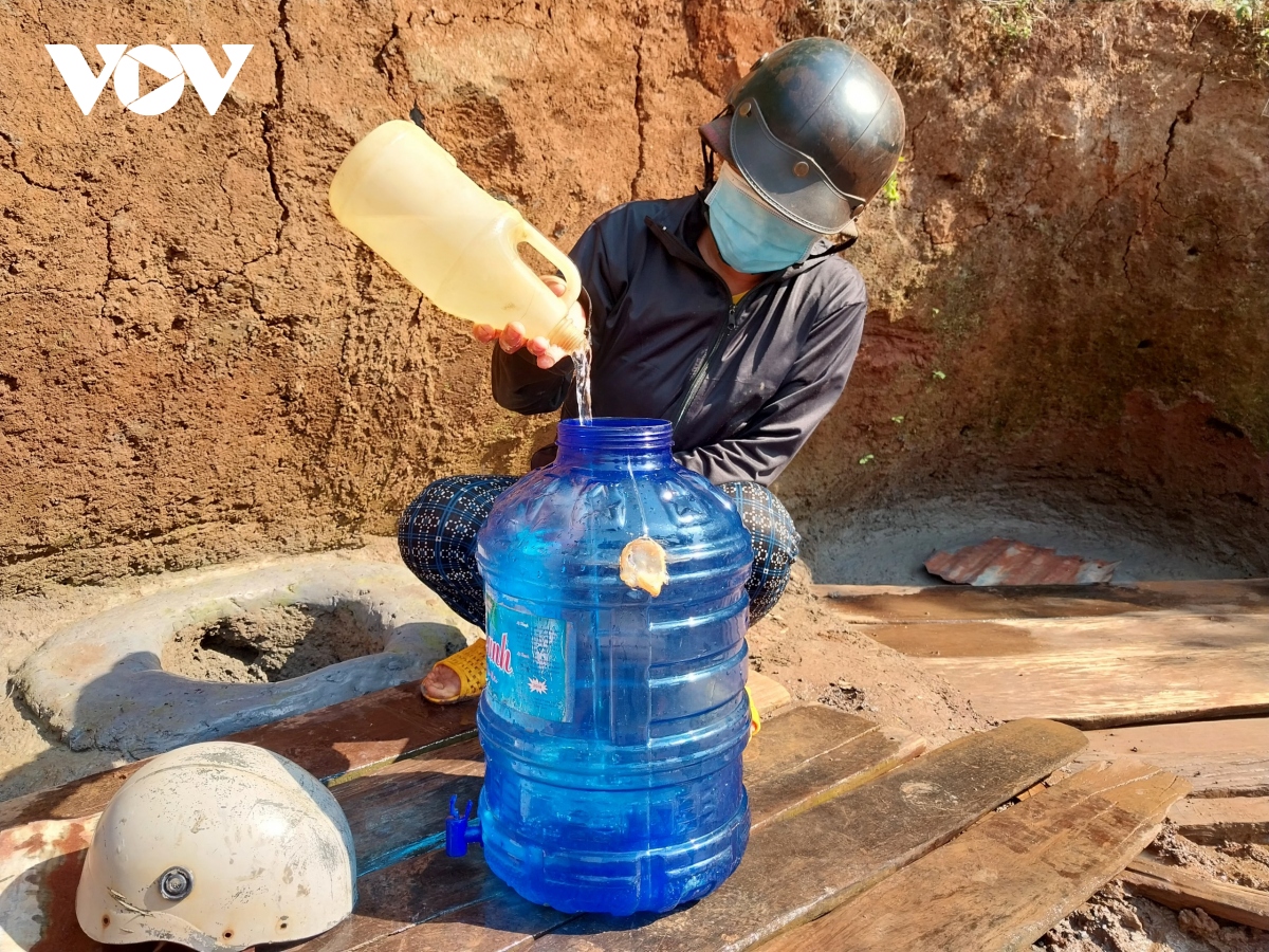 Hạn hán lan rộng tại Gia Lai, nhiều nơi người dân không có nước sinh hoạt