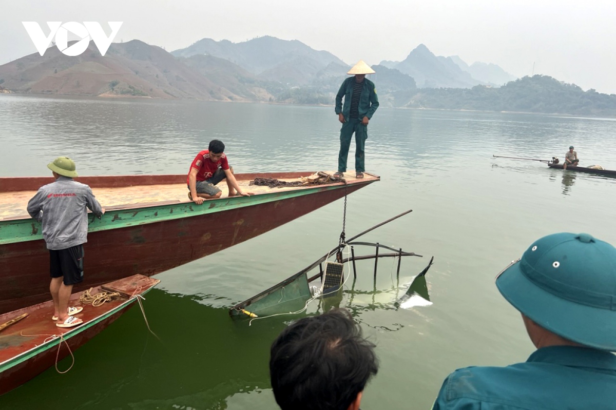 Tìm thấy 1 thi thể nạn nhân trong vụ lật thuyền ở Lai Châu
