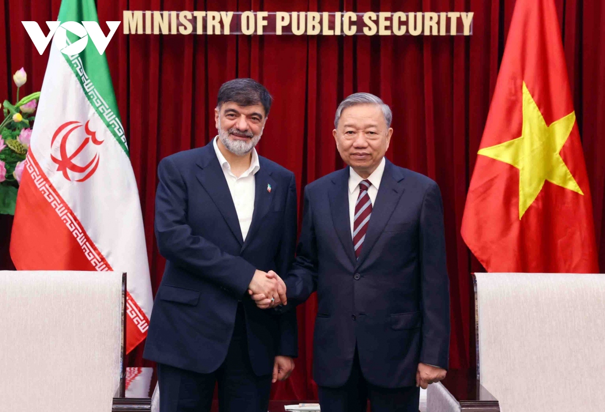 Bộ trưởng Công an Tô Lâm hội đàm với Tư lệnh Thực thi pháp luật Iran