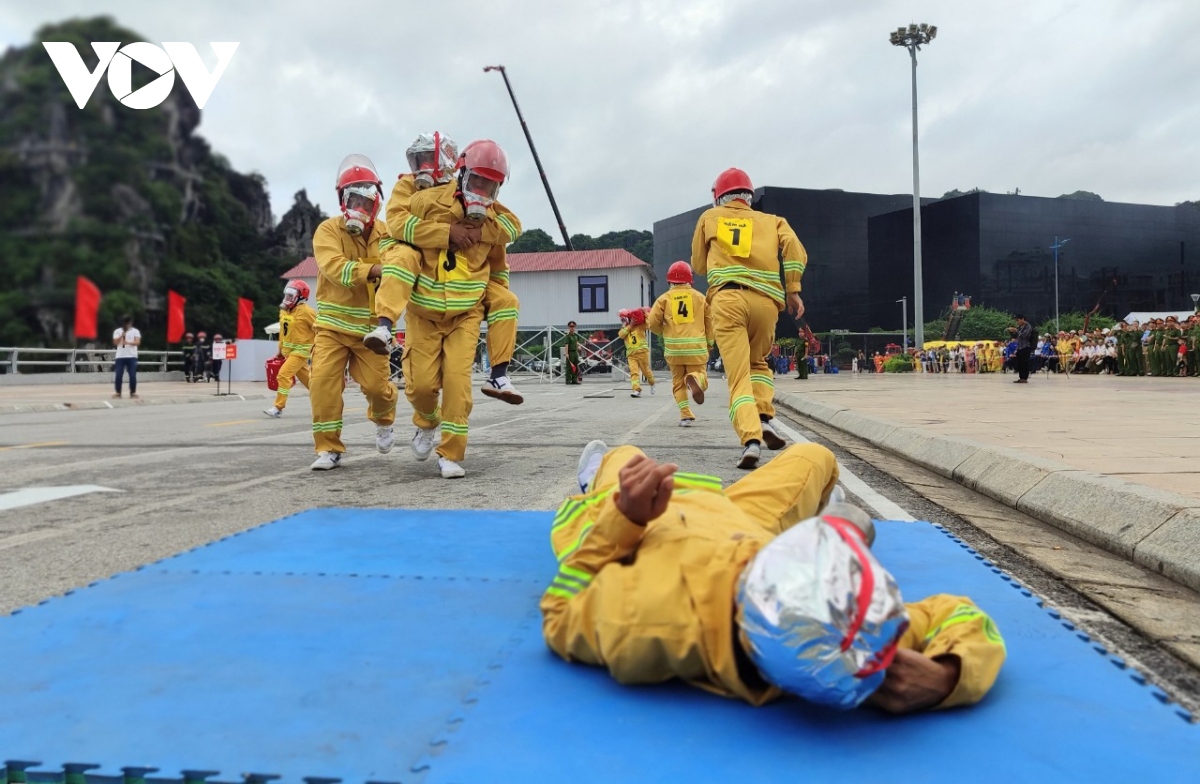 Sôi nổi hội thi “Tổ liên gia an toàn phòng cháy chữa cháy” tỉnh Quảng Ninh 2024