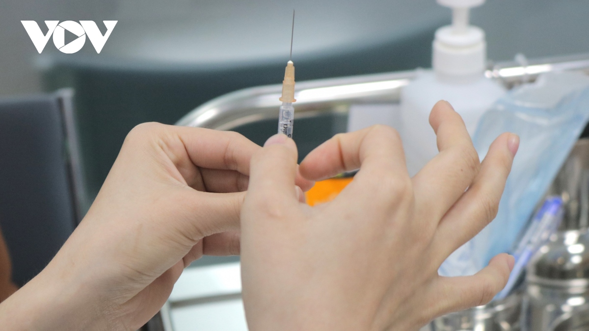 Ba loại vaccine mới lần đầu tiên được cấp phép tại Việt Nam