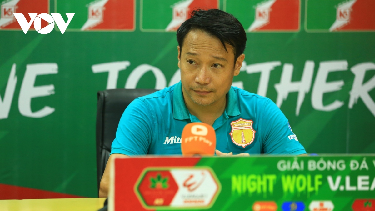 HLV Nam Định FC nói điều bất ngờ về cựu sao HAGL