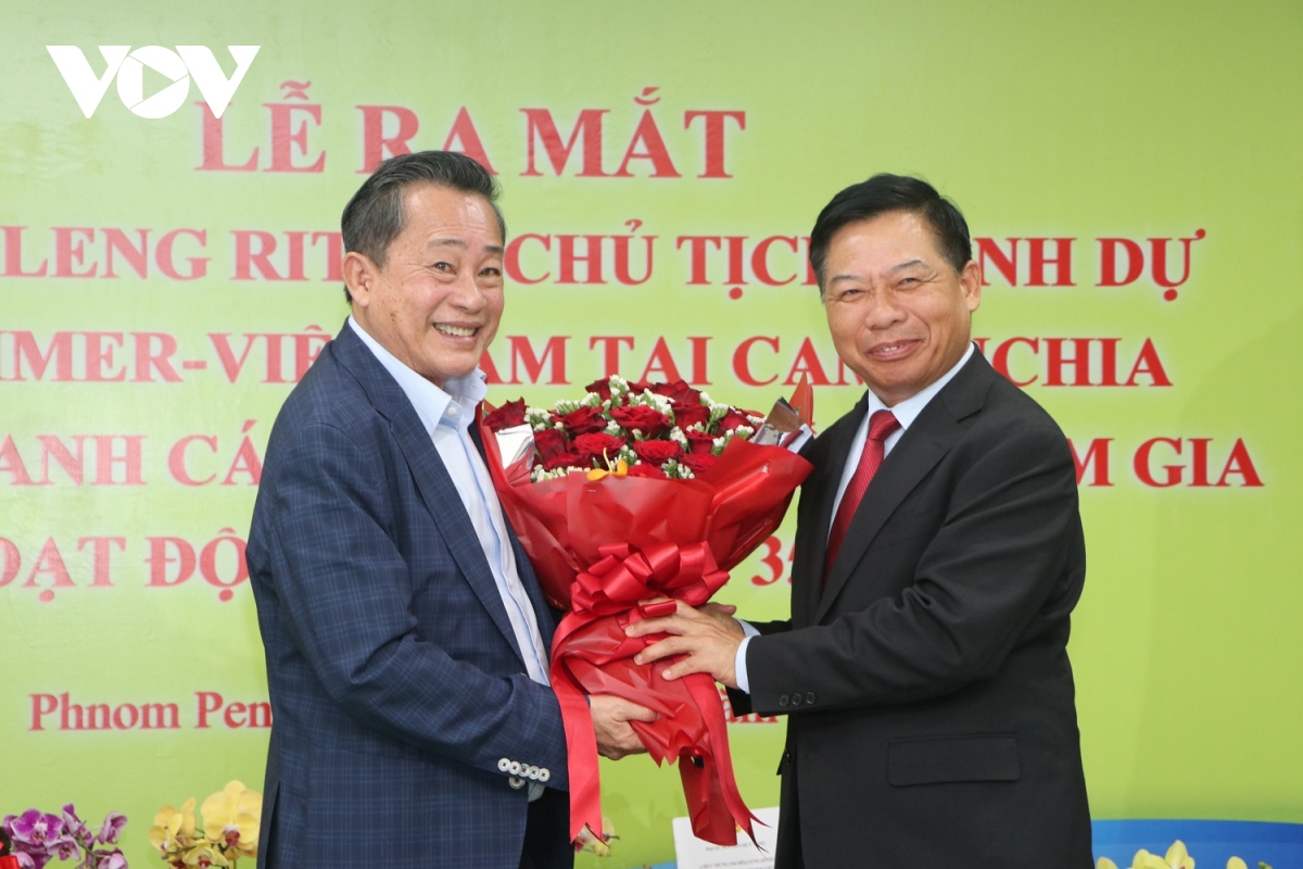 Hội Việt kiều tại Campuchia vinh danh cá nhân có nhiều đóng góp cho cộng đồng