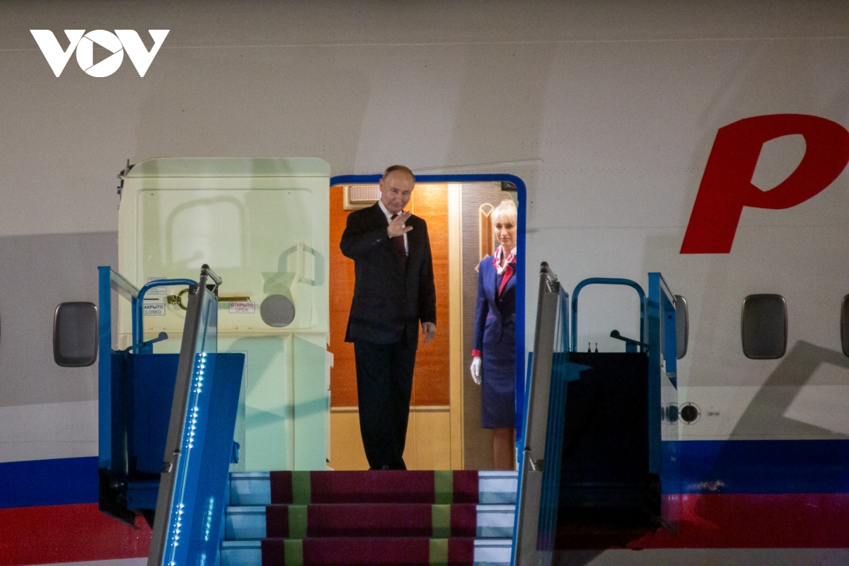Tổng thống Nga Putin kết thúc tốt đẹp chuyến thăm Việt Nam