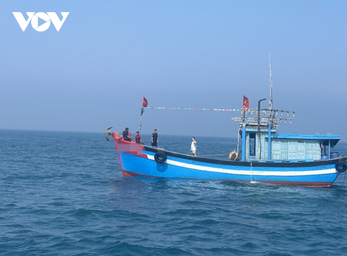 1 ngư dân Quảng Ngãi mất tích trên biển