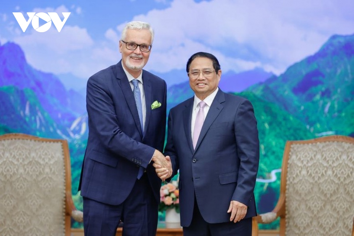 Thủ tướng Phạm Minh Chính tiếp Đại sứ Đức tại Việt Nam Guido Hildner
