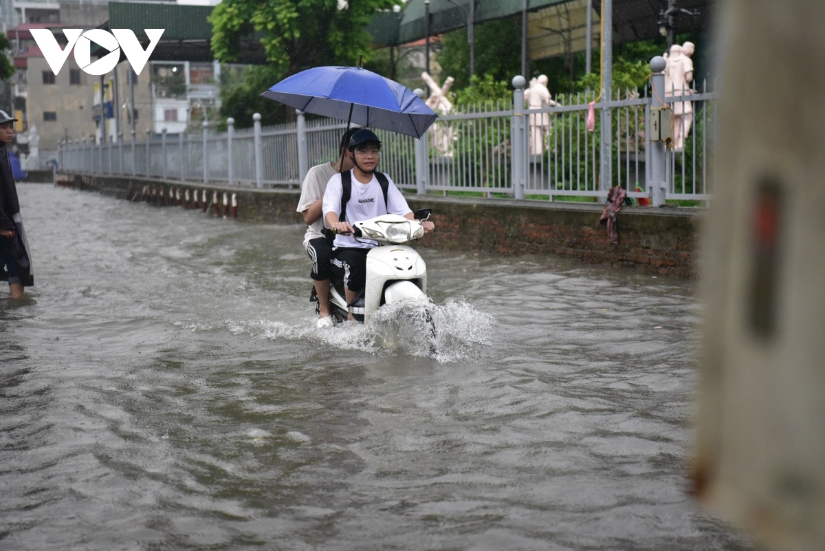 Thời tiết ngày 6/6: Bắc Bộ, Thanh Hóa và Nghệ An có mưa to và dông