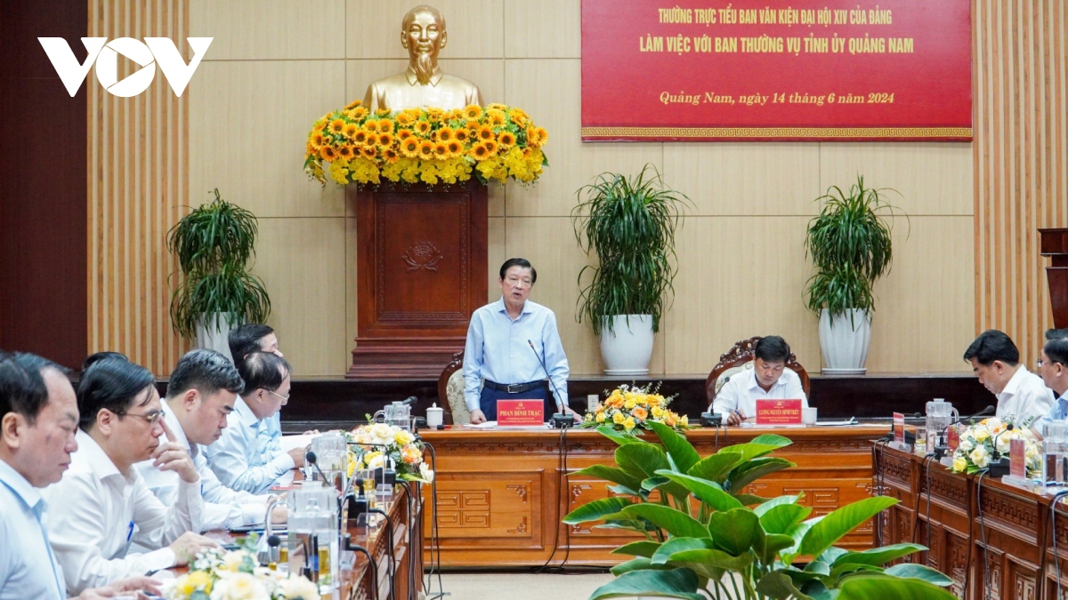 Đoàn khảo sát Tiểu ban Văn kiện Đại hội XIV của Đảng làm việc tại Quảng Nam