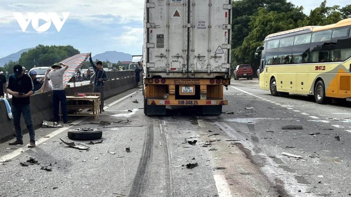 Tai nạn giao thông liên hoàn trên quốc lộ 1A, 3 người tử vong tại chỗ