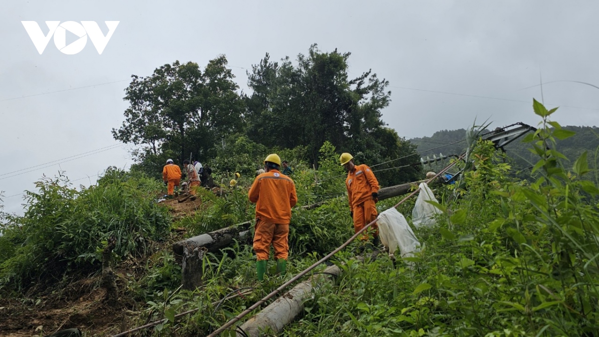 Tăng cường nhiều giải pháp ứng phó với lũ ống, lũ quét, sạt lở đất ở Yên Bái