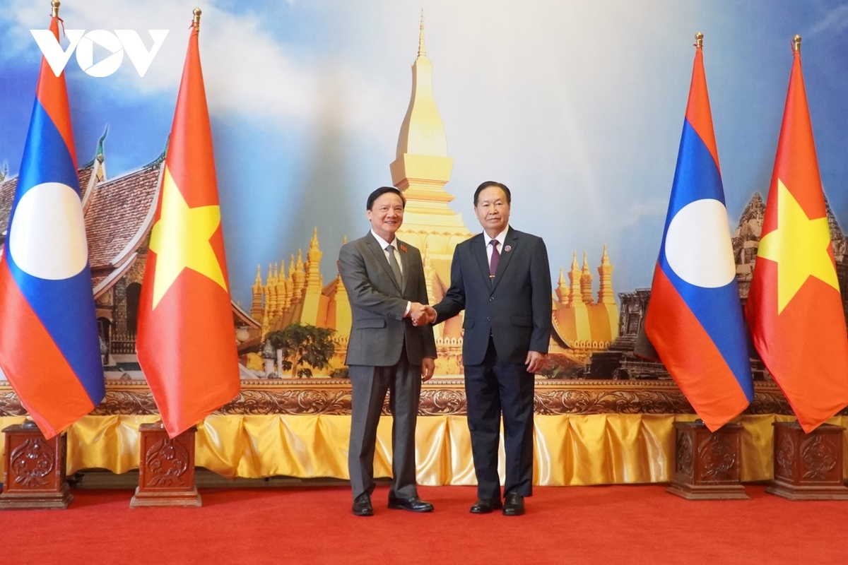 Việt Nam - Lào chia sẻ kinh nghiệm về sửa đổi, bổ sung Hiến pháp