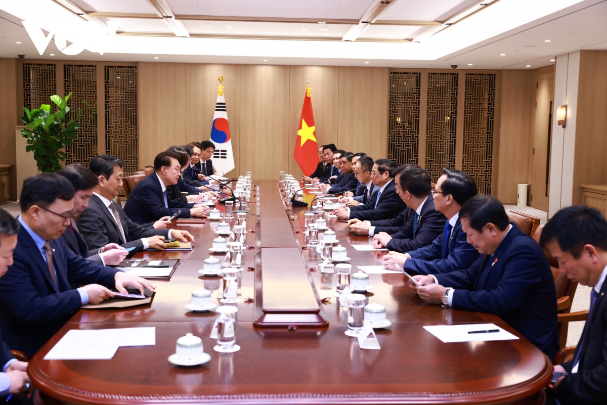 Thủ tướng Chính phủ Phạm Minh Chính hội kiến Tổng thống Hàn Quốc Yoon Suk Yeol