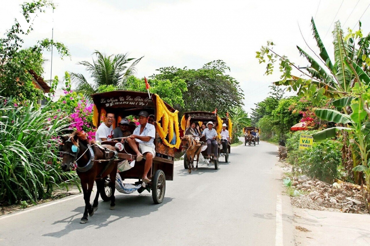 Nhiều mô hình du lịch “độc, lạ” thu hút du khách đến Tiền Giang