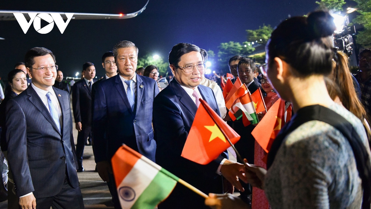 Thủ tướng Phạm Minh Chính đến New Delhi bắt đầu chuyến thăm Ấn Độ
