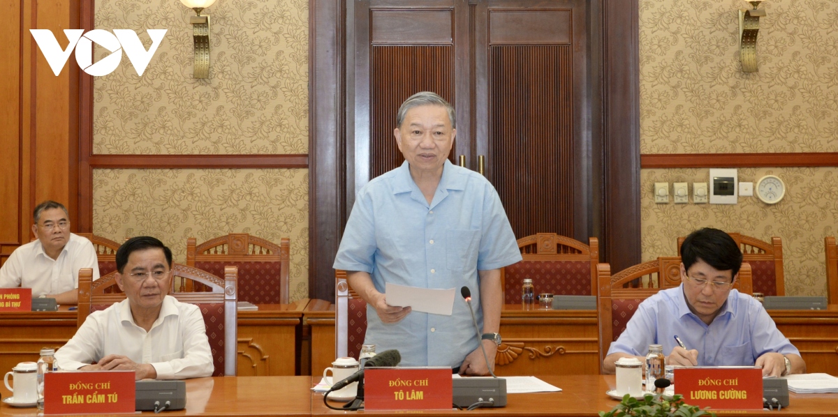 "Văn kiện phải đảm bảo kết tinh toàn bộ tinh hoa, giá trị quá khứ hiện tại và tương lai"