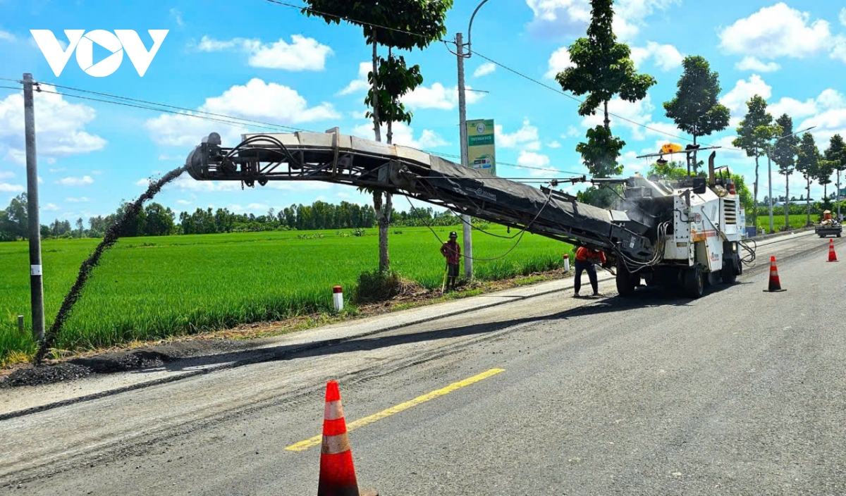 Hậu Giang đẩy nhanh tiến độ bảo trì, sửa chữa, giải ngân các công trình giao thông