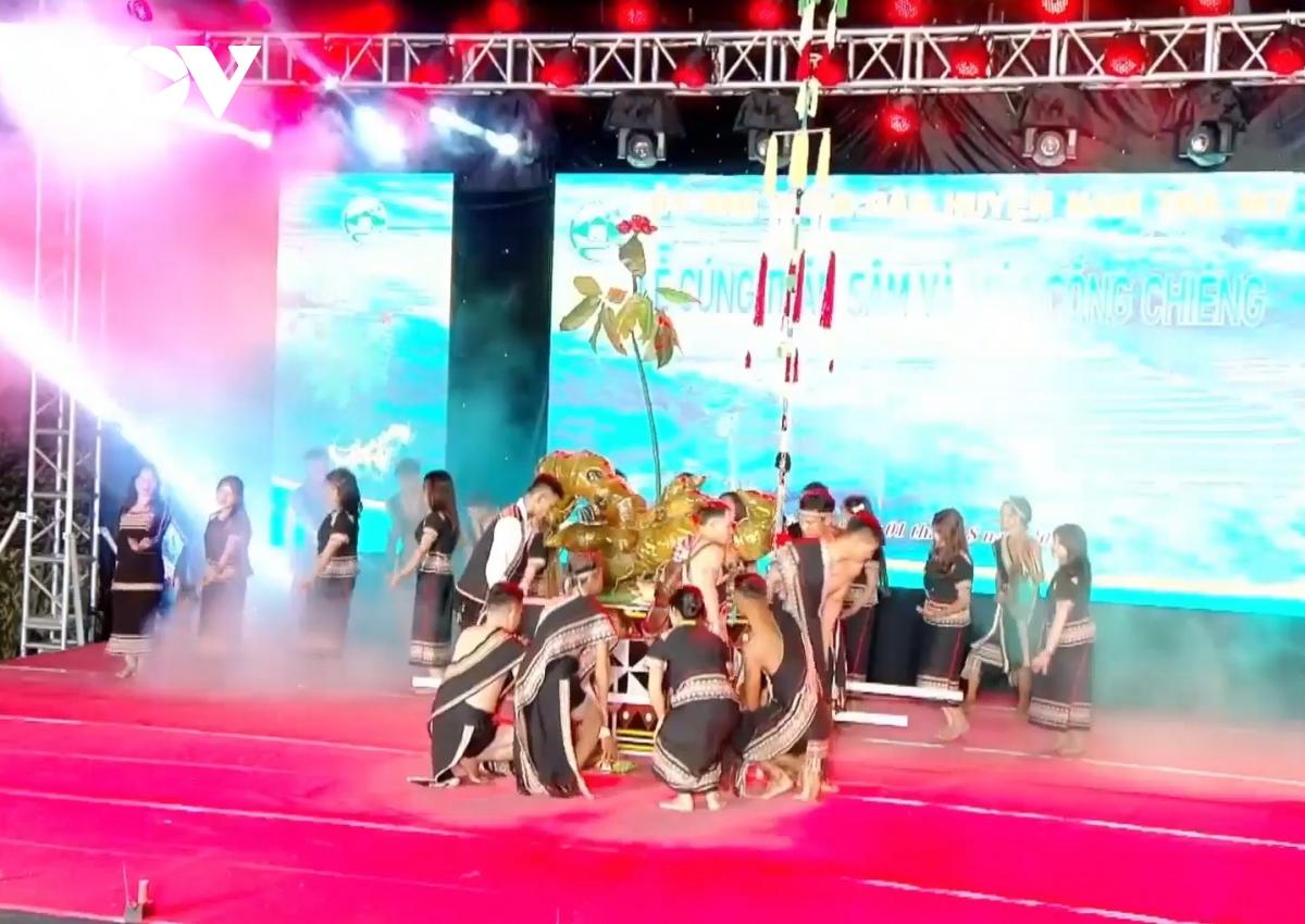 Khai mạc Lễ hội sâm Ngọc Linh lần thứ VI tại Quảng Nam