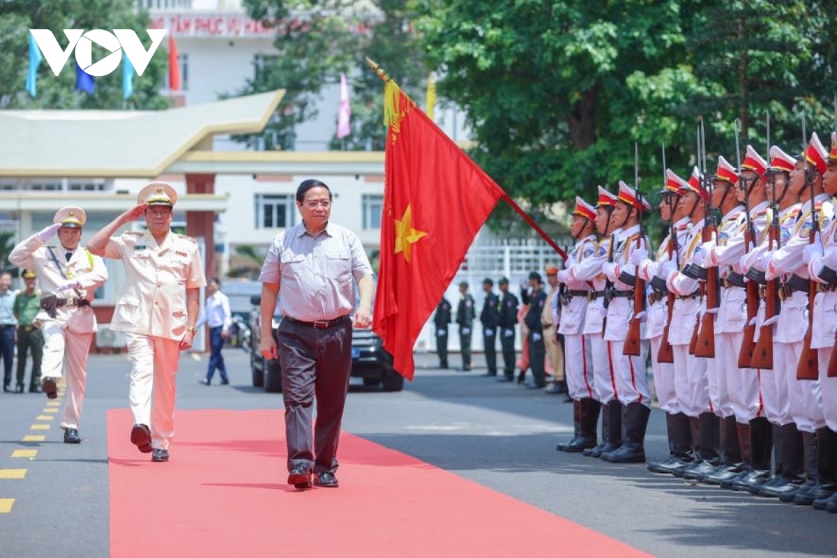 Thủ tướng Phạm Minh Chính thăm các lực lượng vũ trang tỉnh Đắk Lắk