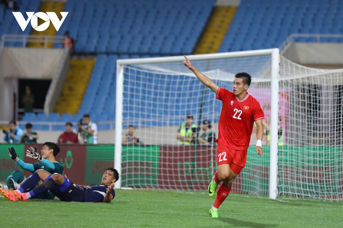 Kết quả LPBank Cup 2024: Xà ngang từ chối siêu phẩm, ĐT Việt Nam thua ngược 1-2 trước ĐT Thái Lan