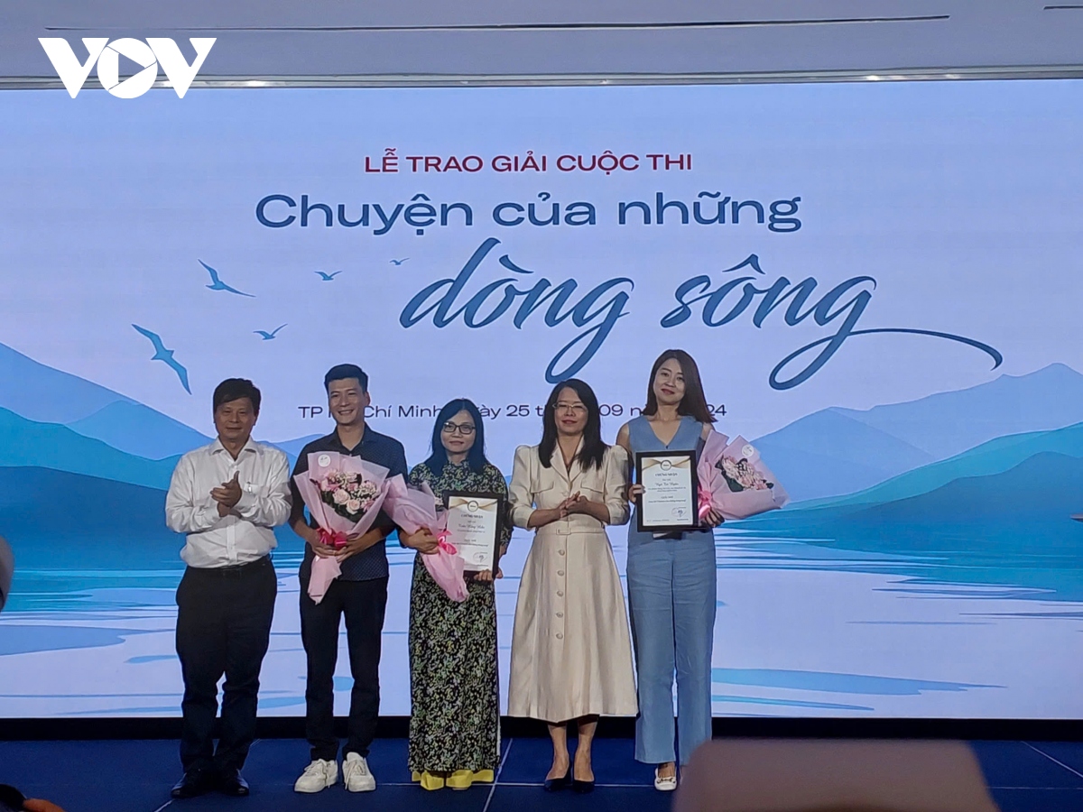 Trao giải cuộc thi "Chuyện của những dòng sông"