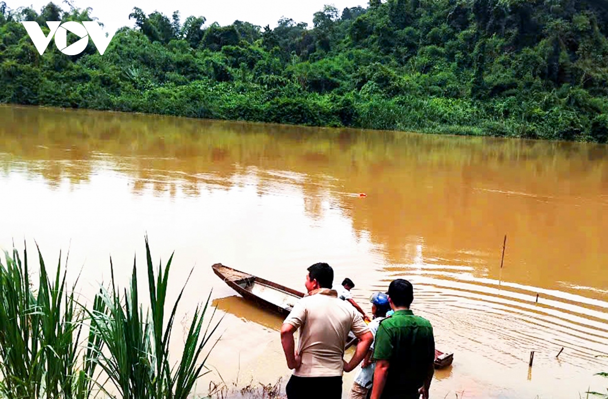 Tìm thấy thi thể nam thanh niên sau 3 ngày lật xuồng mất tích