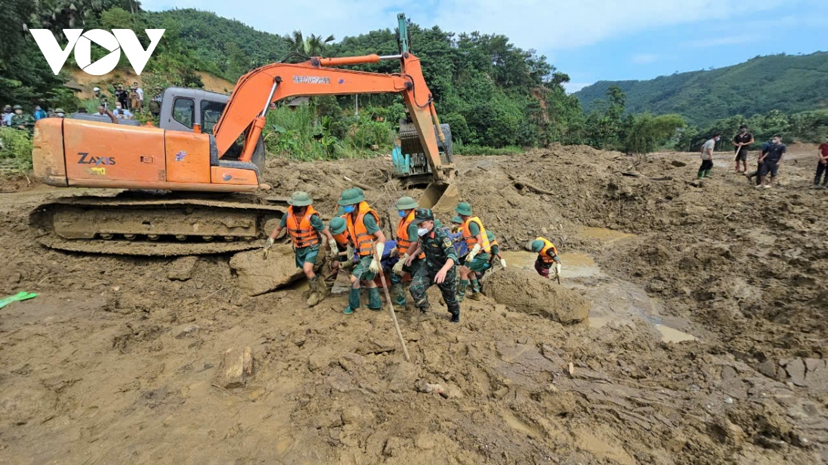 Tìm thấy thêm 1 thi thể nạn nhân tại Làng Nủ, Lào Cai